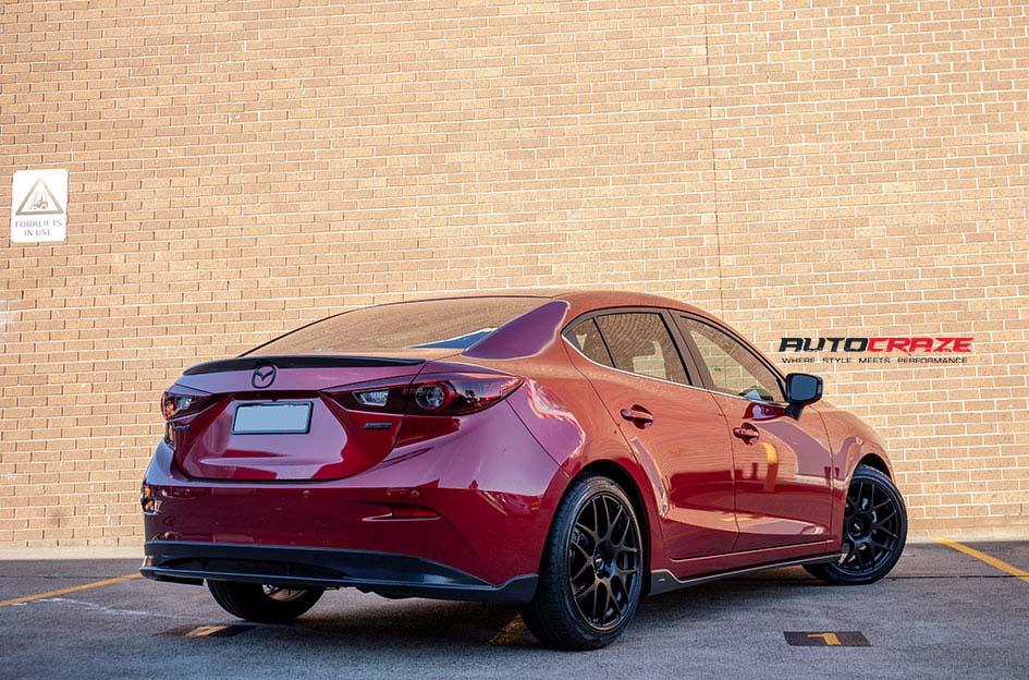 MAZDA-3-RELOAD-SATIN-BLACK